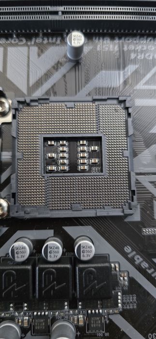 Placi de baza Intel 1151 v2 (gen 8/9) DEFECTE!