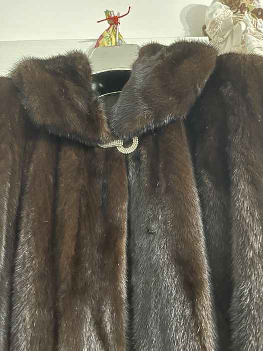 REDUCERE !!Superba haina blana naturala vizon (nurca) import