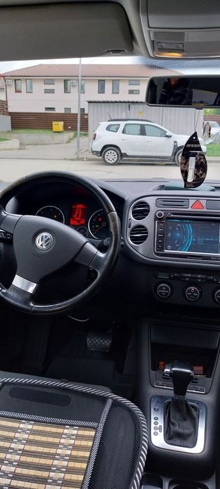 Wolkswagen tiguan  2.0