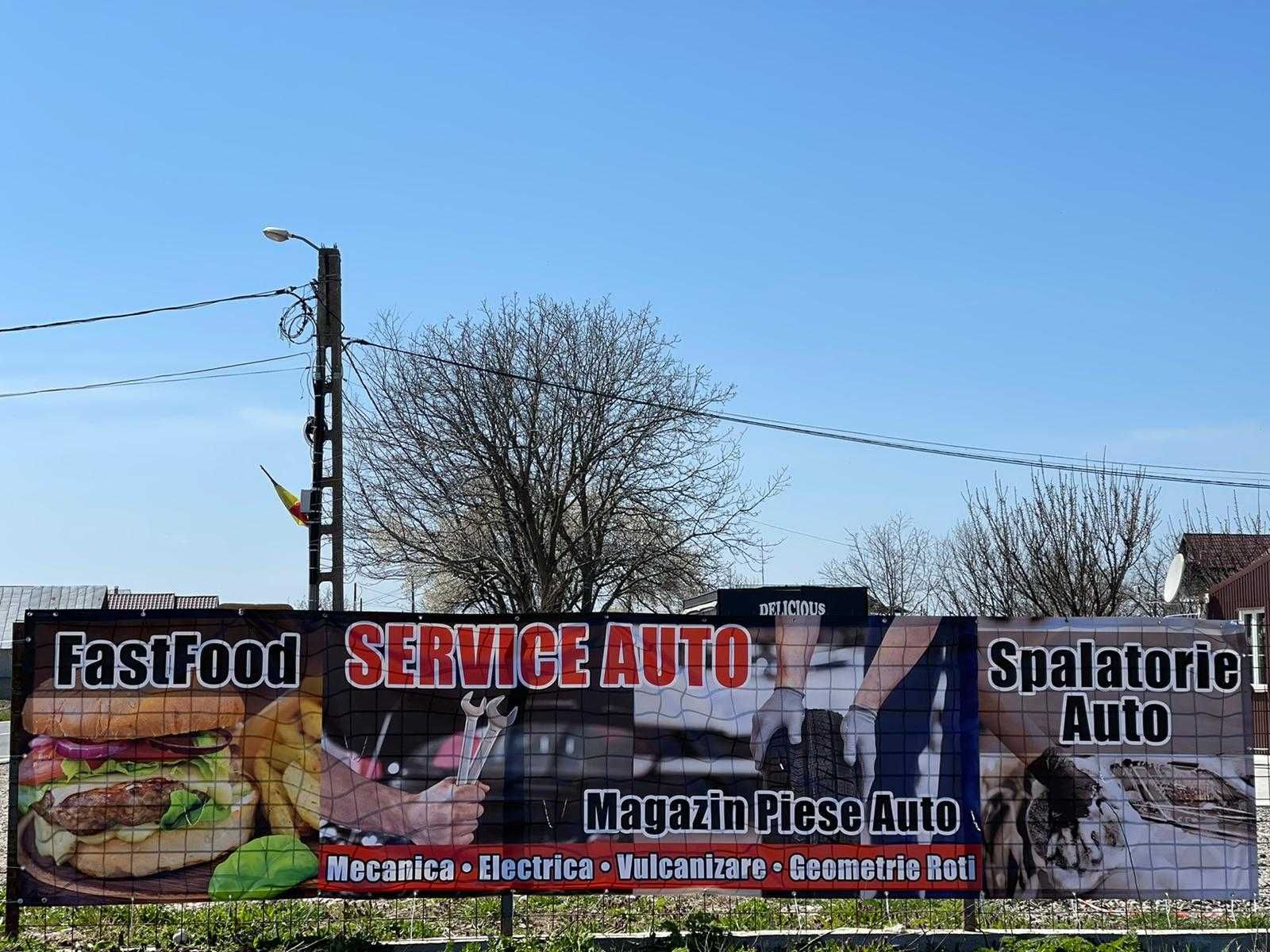 Bannere publicitare meshuri postere roll-up uri spidere