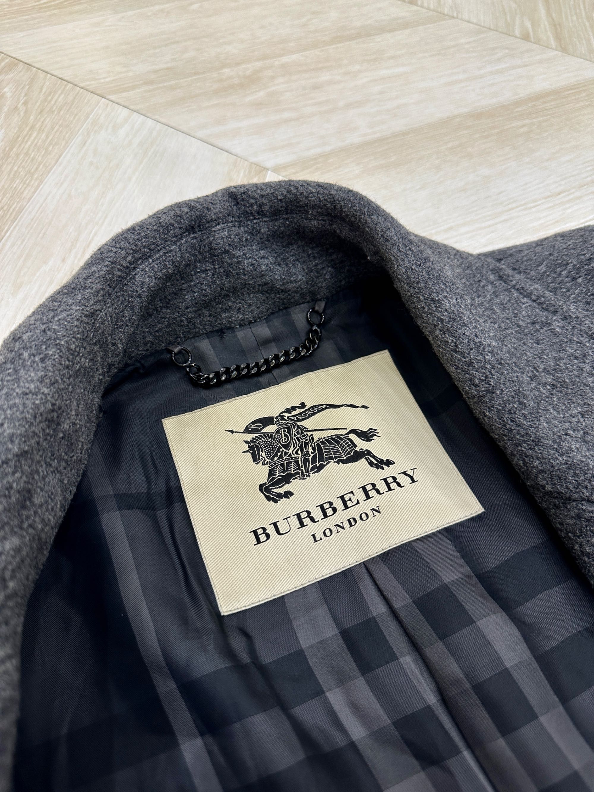 Пальто Burberry оригинал