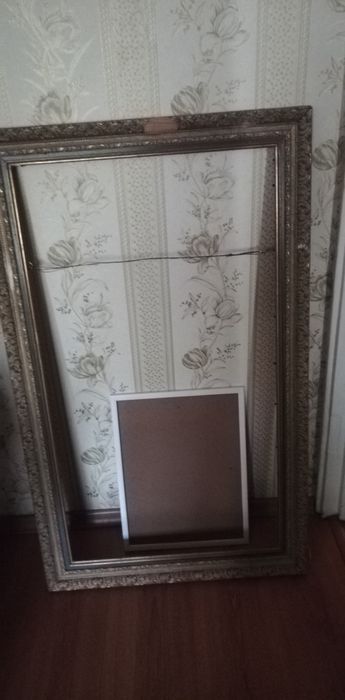 Продам рамки для картин.  .