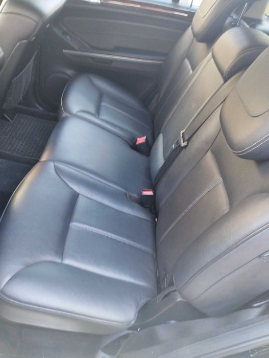 Mercedes GL 450 2012g