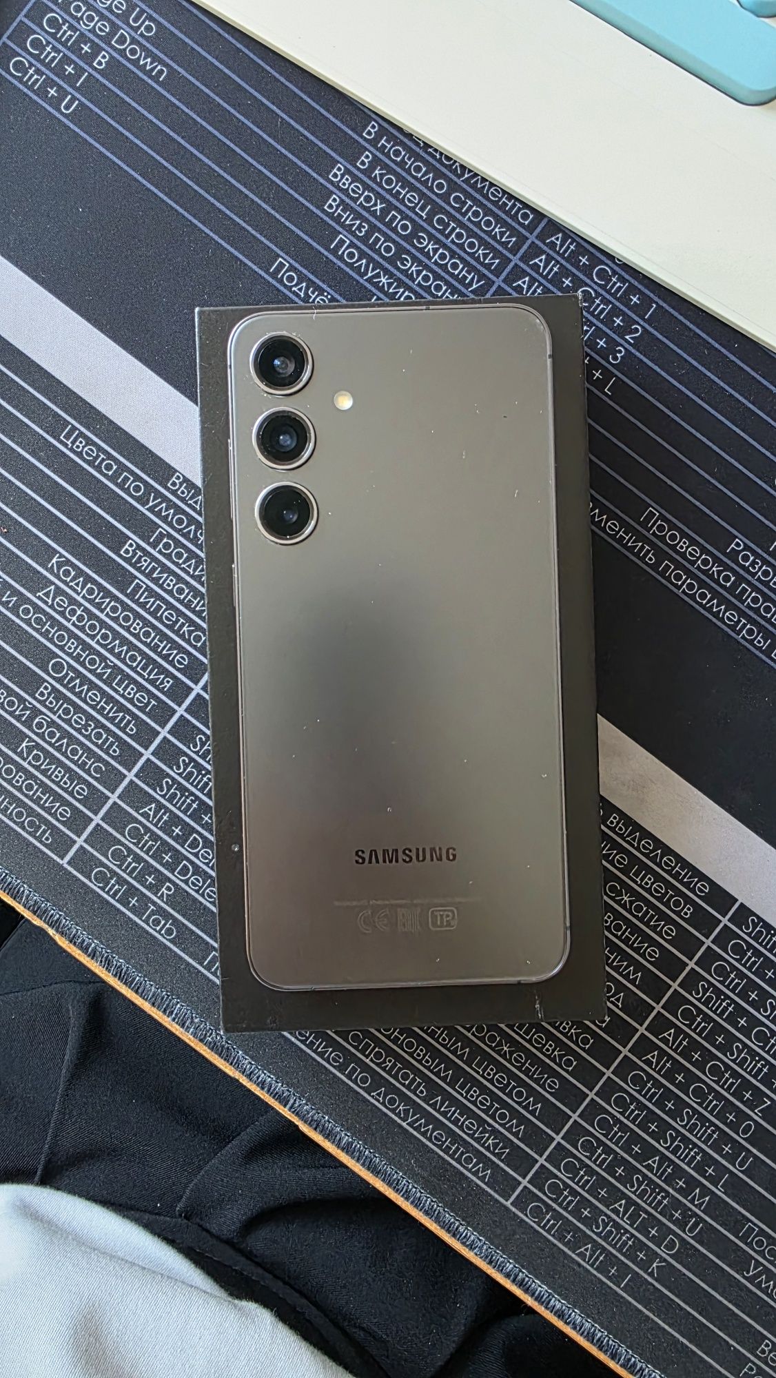 Samsung galaxy S24 plus 256