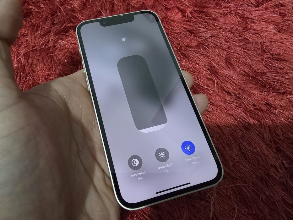 -Iphone 13Mini, Silver, 128Gb, 6Ram, bat: 88%, doar telefonul, stare f