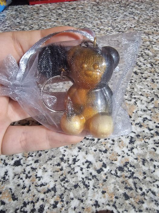 Brelocuri diferite modele