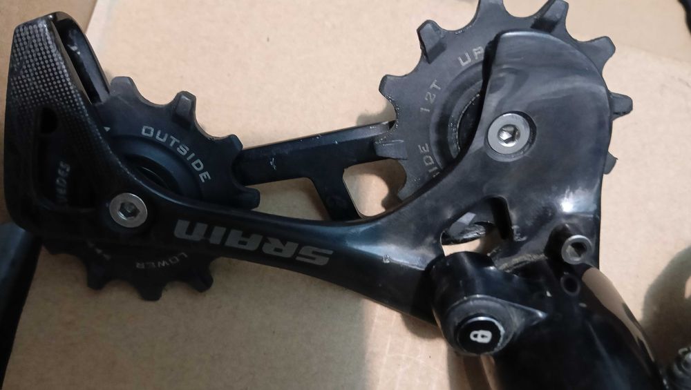 Дерайльор с команда sram 11speed