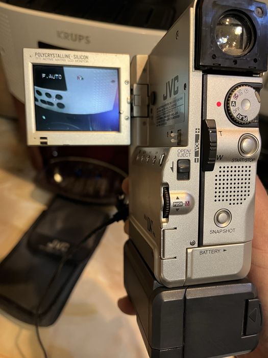 Jvc GR-DV X camera video filmat pe casetă MiniDV