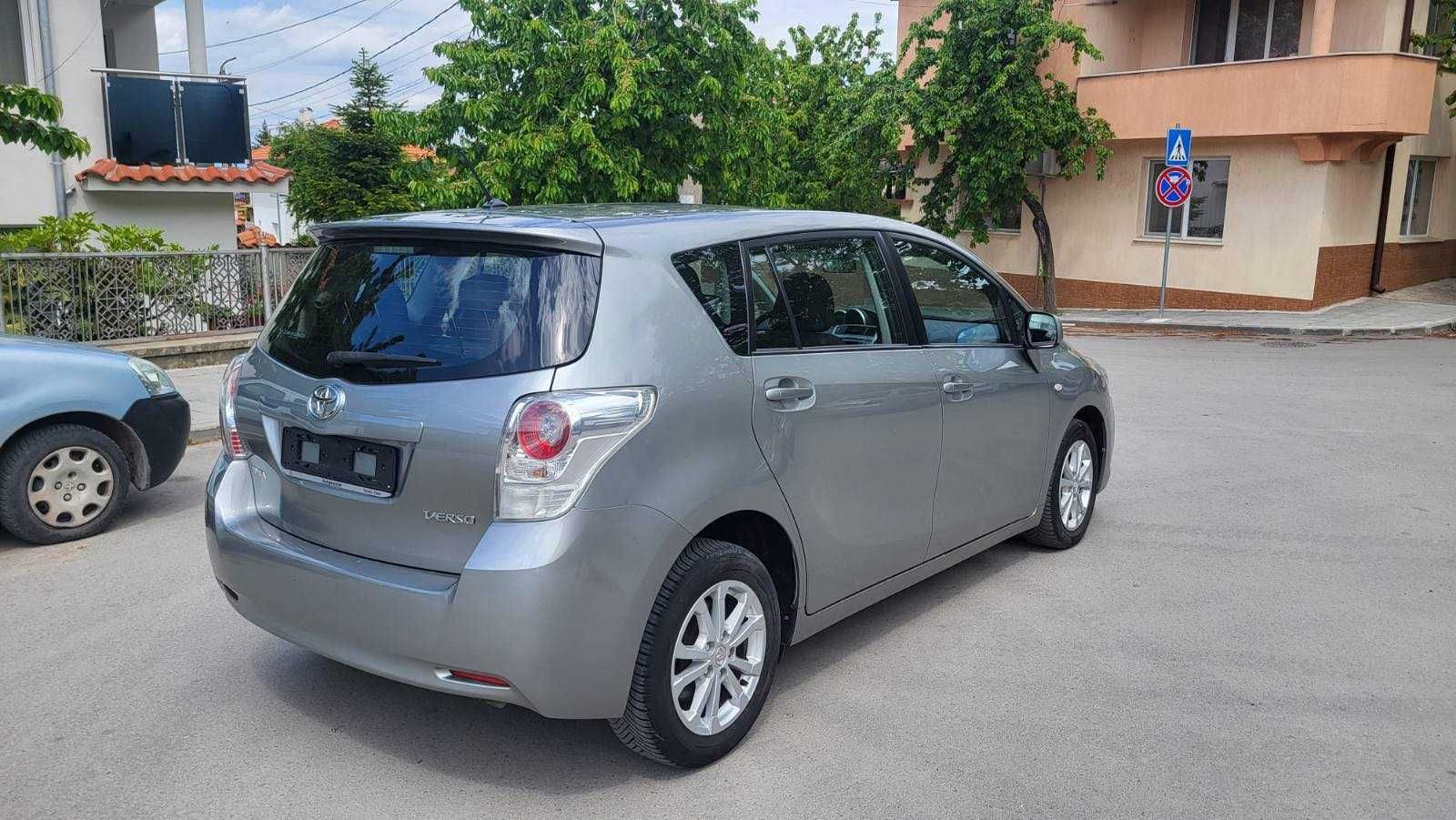 Toyota Verso s седем местна