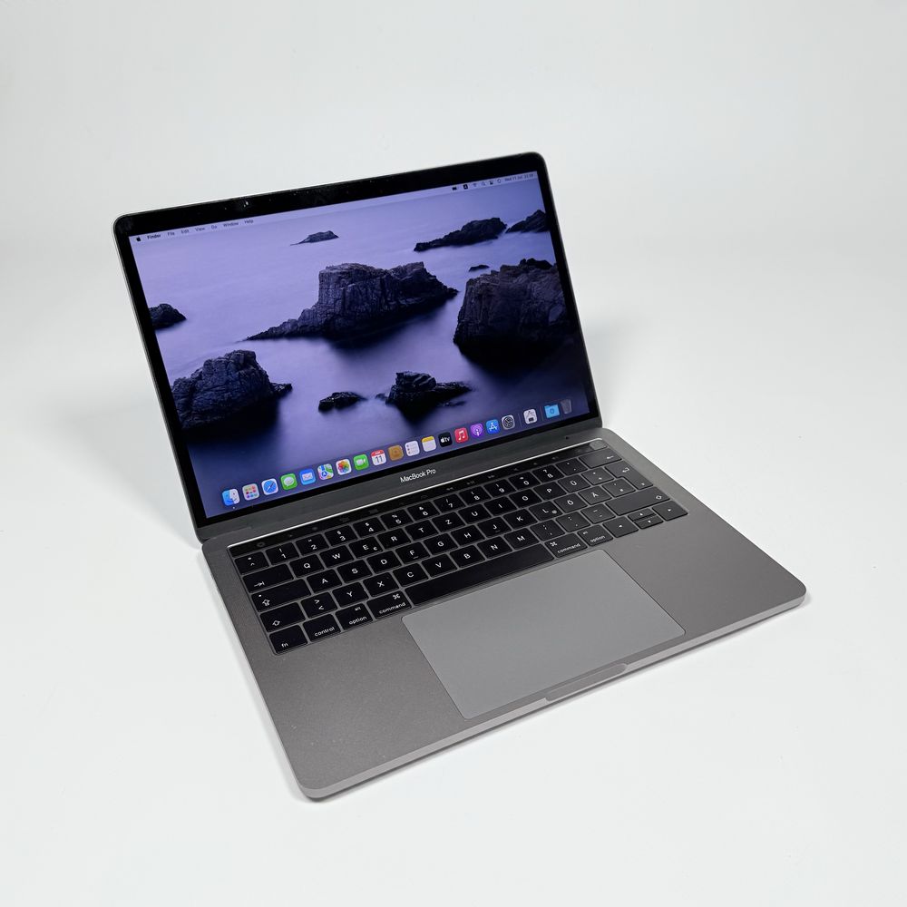 MacBook Pro 2016/TouchBar/Retina Dysplay/16GB/512GB/Core i7 3,30 GHz/
