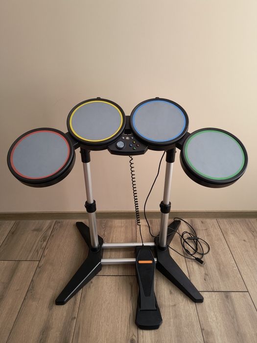 Барабани и китара за Guitar Hero,Band Hero, Rock Band xbox 360