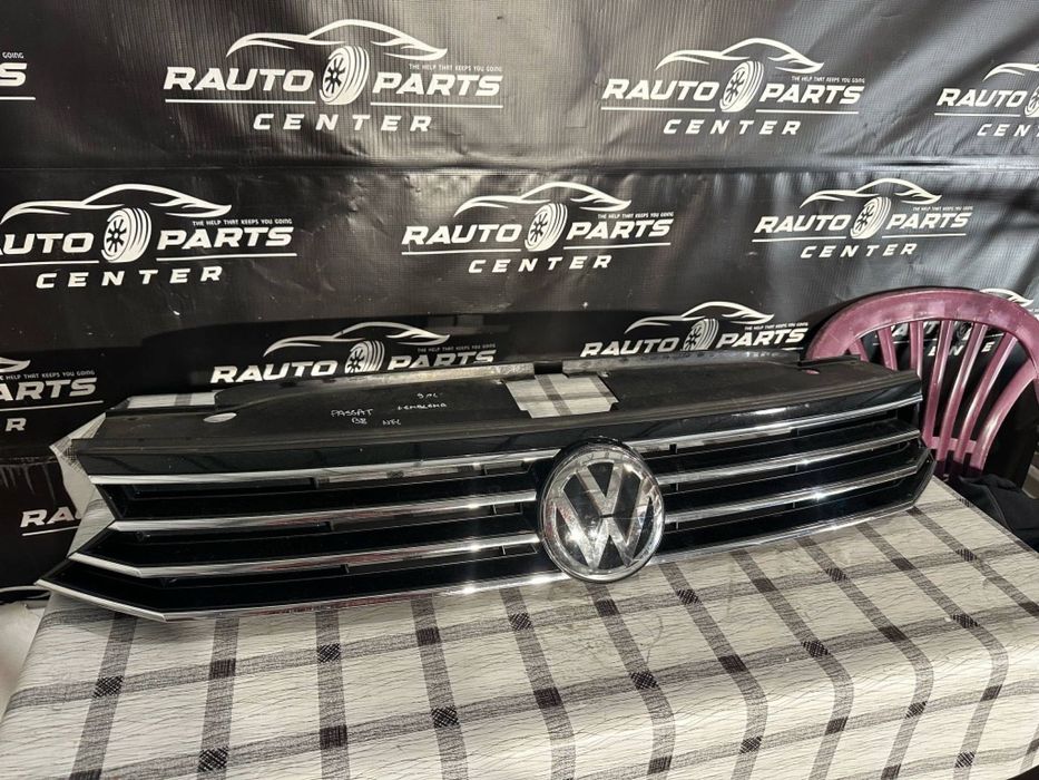 Grila + emblema Volkswagen Passat B8 nonfacelift 2015/2016/2017/2018