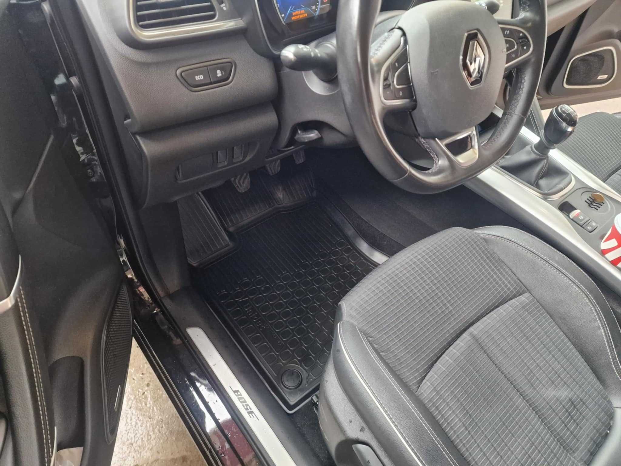 Covoare cauciuc tavita compatibile Renault Kadjar 2015-