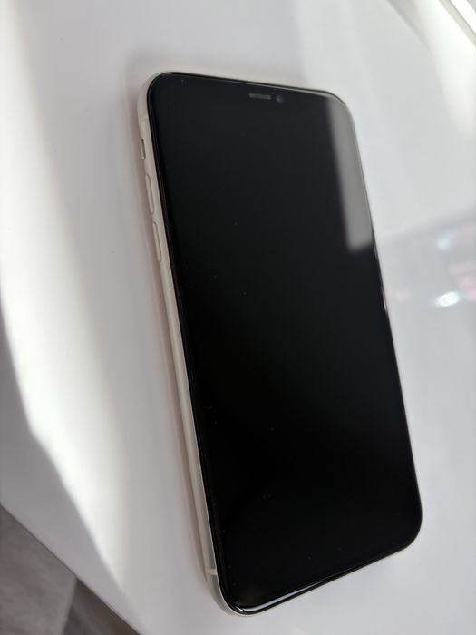 Iphone 11 alb 64GB