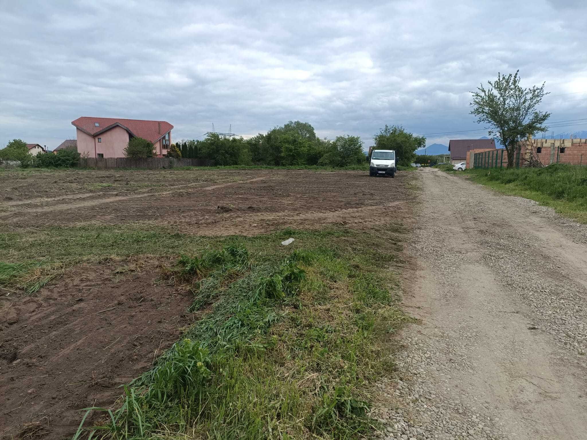 PROPRIETAR - Vând teren de casă în Stupini str. Baciului 650mp