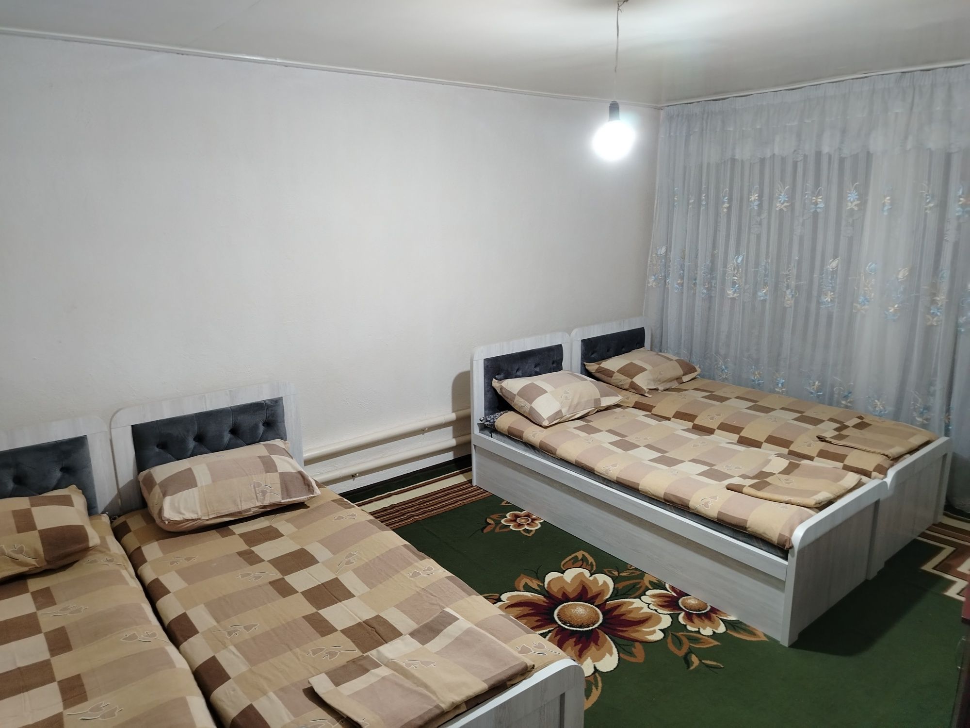 oqtosh quyoshga yaqin dala xovli xamyonbop