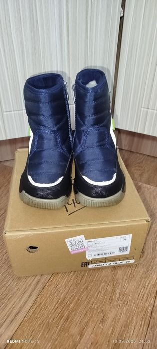 Продам детские зимние сапоги