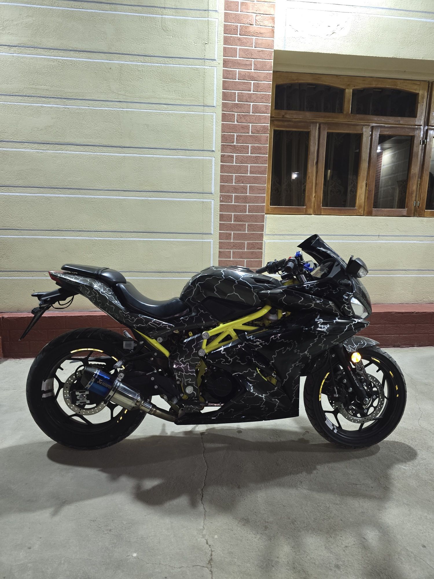Sport Bike Nooma h6 i