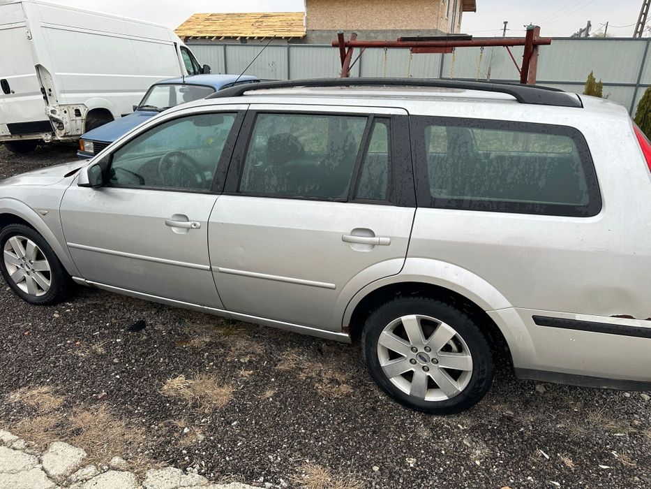 Bara fata capota aripa usa far trager Ford Mondeo