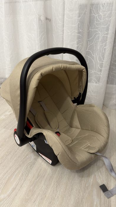 Scoica auto pentru bebelusi