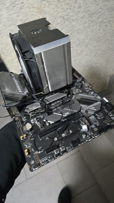 Kit Procesor Intel I7 11700kf+MB MSI MAGB560 TOMAHAWK+32RAM