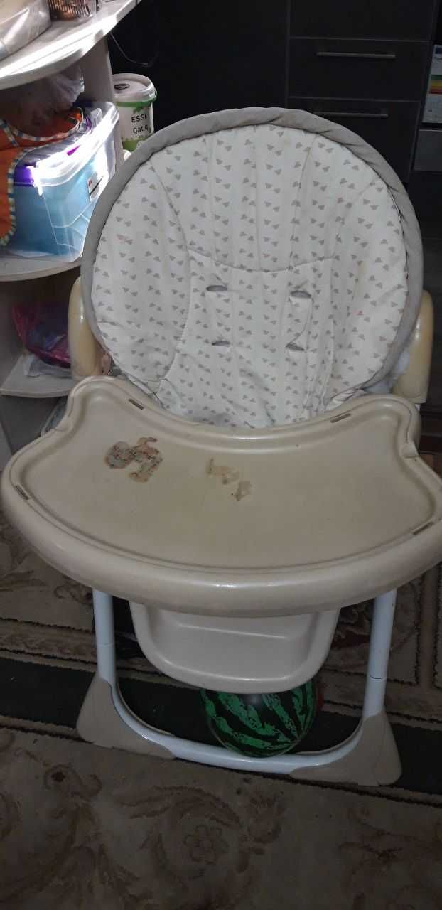 Срочно продаётся стульчик для кормления малыша. 200 тыс. сум