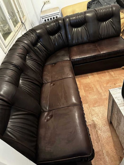 Coltar din piele cu pat extensibil si sertar pentru lenjerie de pat