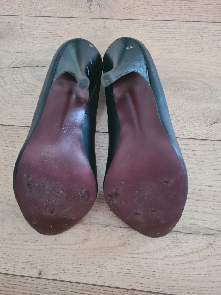 Pantofi piele naturala neagra Zara, toc 11 cm, purtați