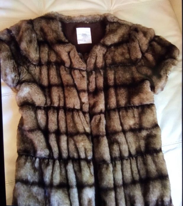 Vesta blana artificiala M/L
