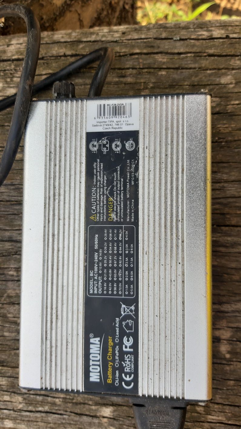 Vand încărcător acumulatori Motoma 12.6-88.2v