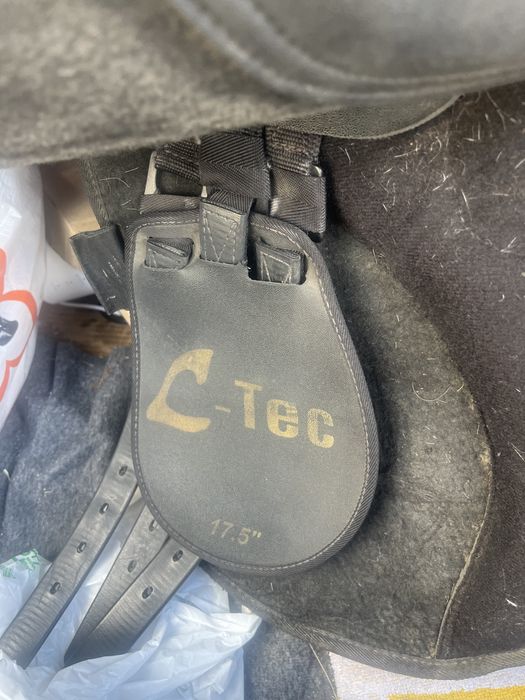 Седло за езда 17.5