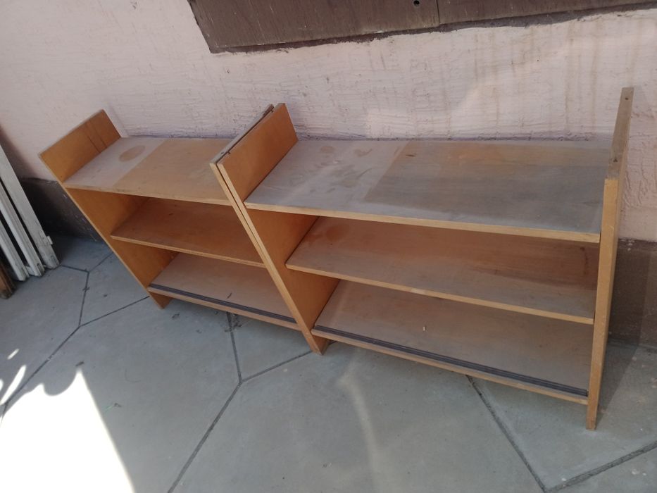 Книжные полки(Польша).