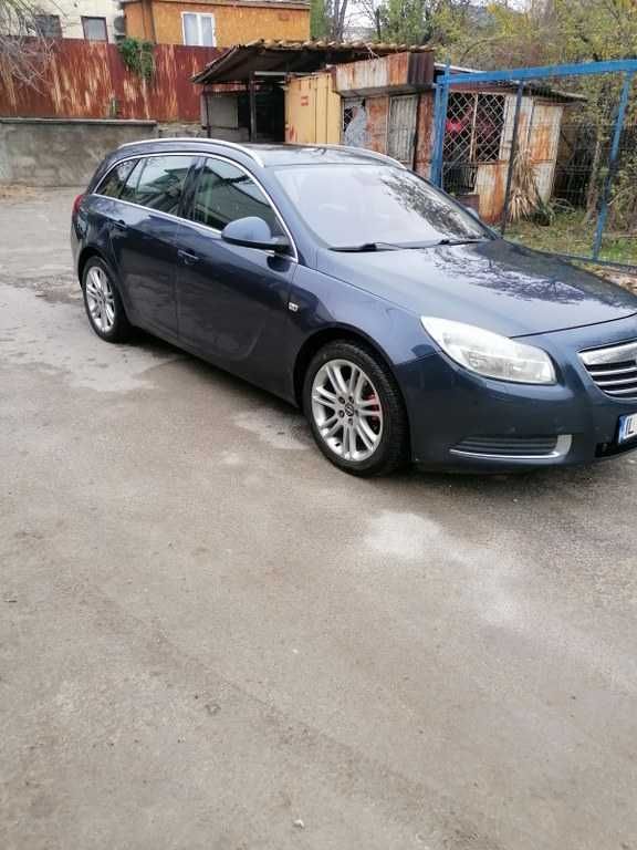 Dezmembrez opel insignia sports tourer 2010 2.0 cdti A 20 DTH