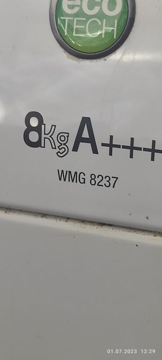 Продавам пералня Hotpoin Ariston WMG 8237,за части