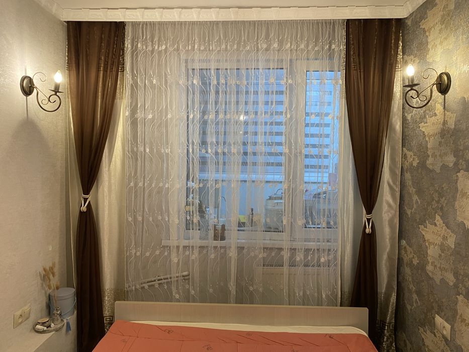 Продам комплект цюль и штор