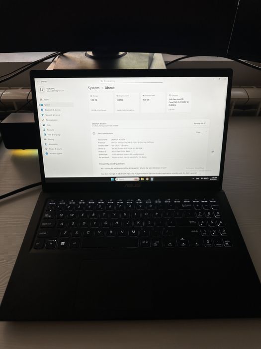 Laptop Asus Vivobook 15” i5 16gb 1.5TB