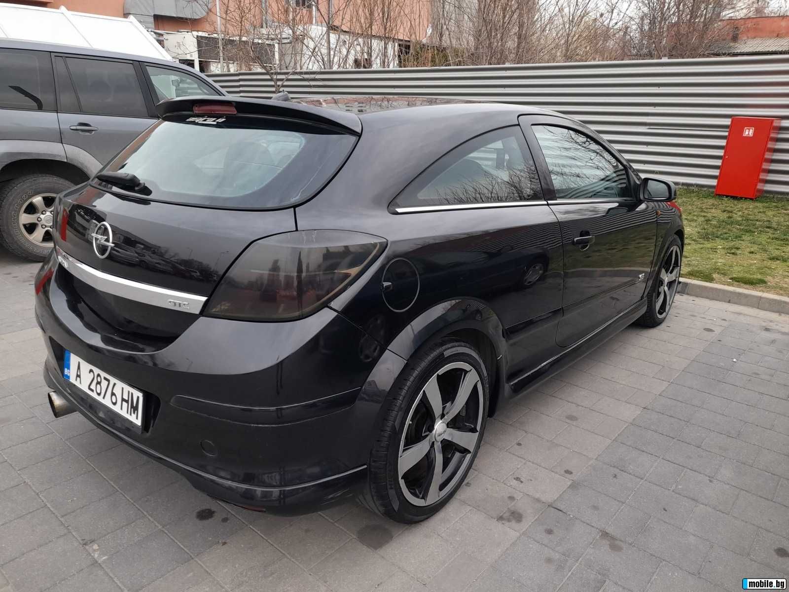 Opel Astra 1.9 CDTI OPC LINE