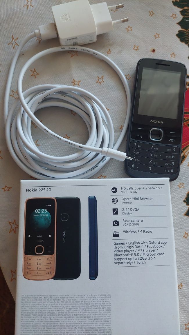 Телефон Nokia 225 4G