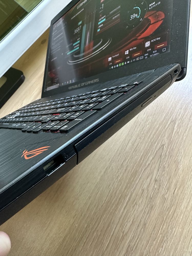 Продавам геймърски лаптоп ASUS GL553VD