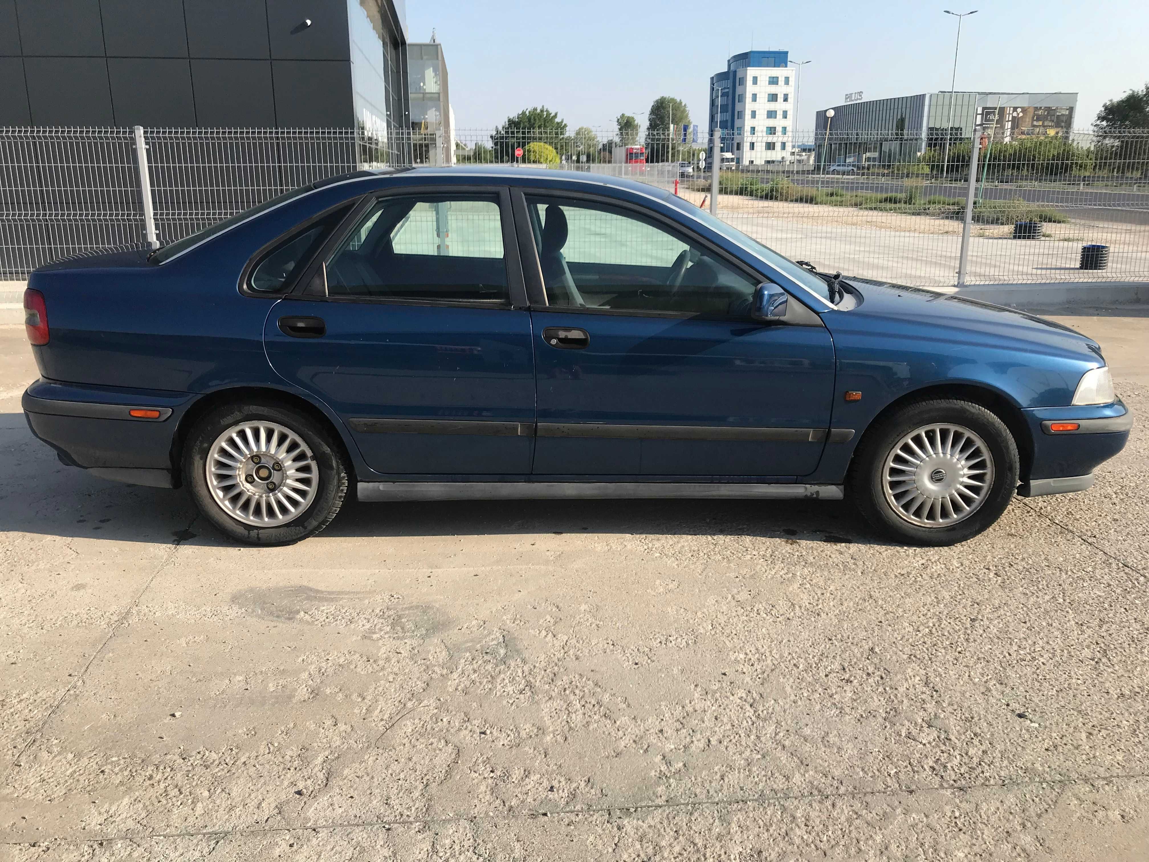 Volvo S40 2.0 бензин Волво С40