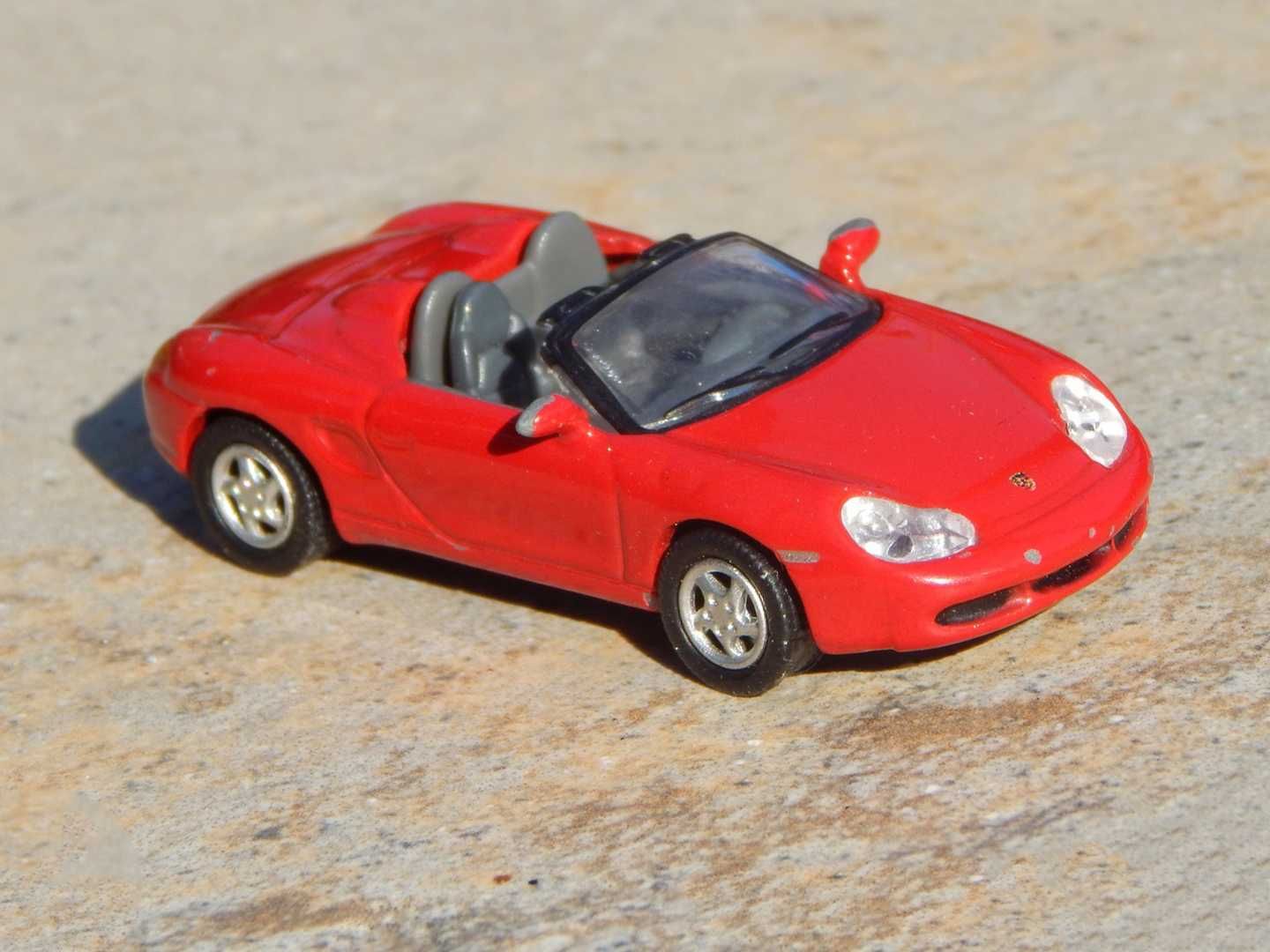 Macheta Porsche Boxster 986 Joy City scara 1:72 cu lipsa