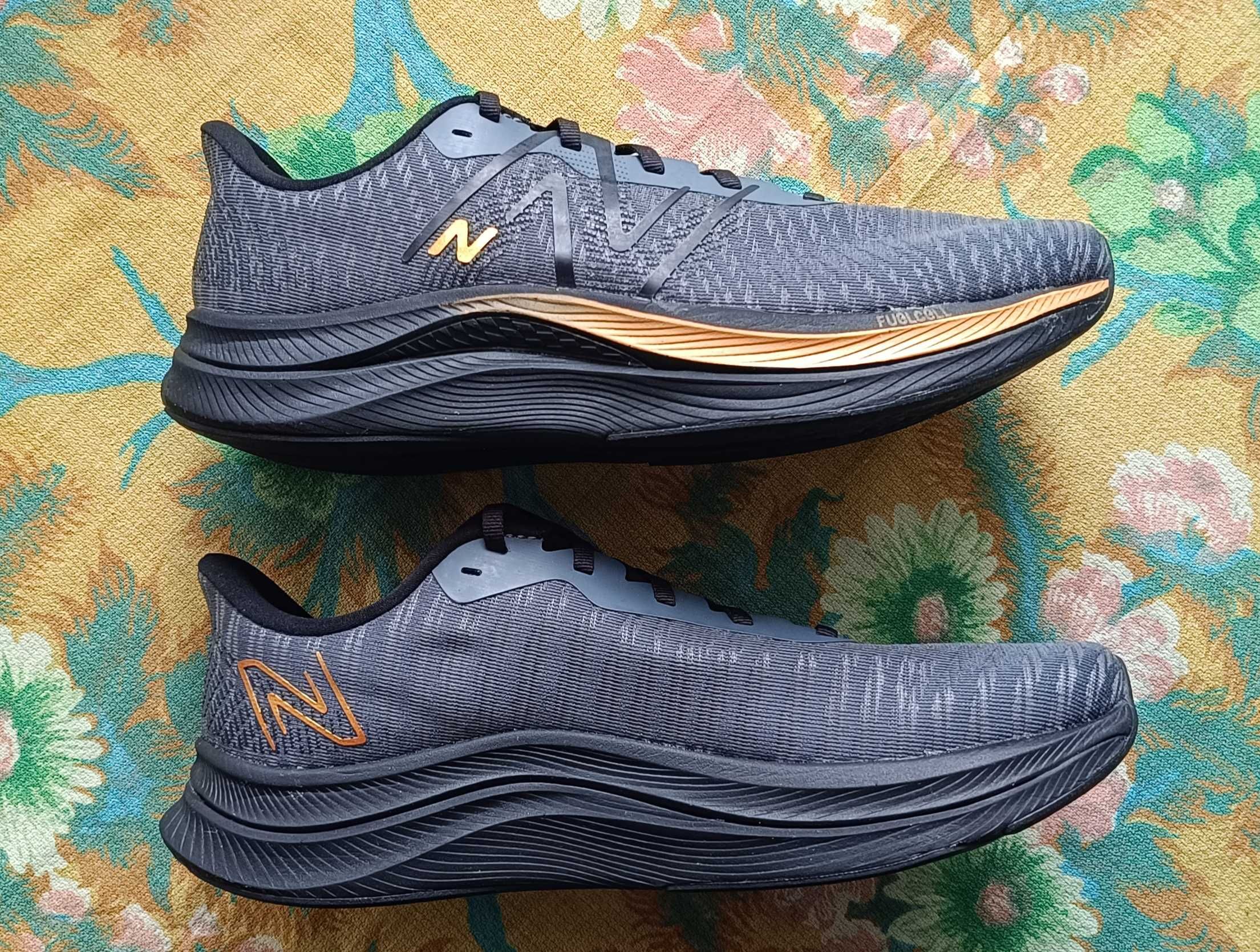 Туристически термообувки и Маратонки NEW BALANCE FuelCell Propel