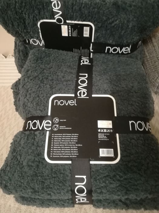 Нови 2 броя меки одеала кувертюри покривала за легло