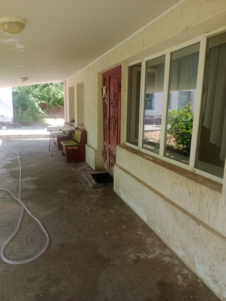 Продается дом в Сайрамском районе, Черноводск,улица Жибек Жолы.Вдоль д