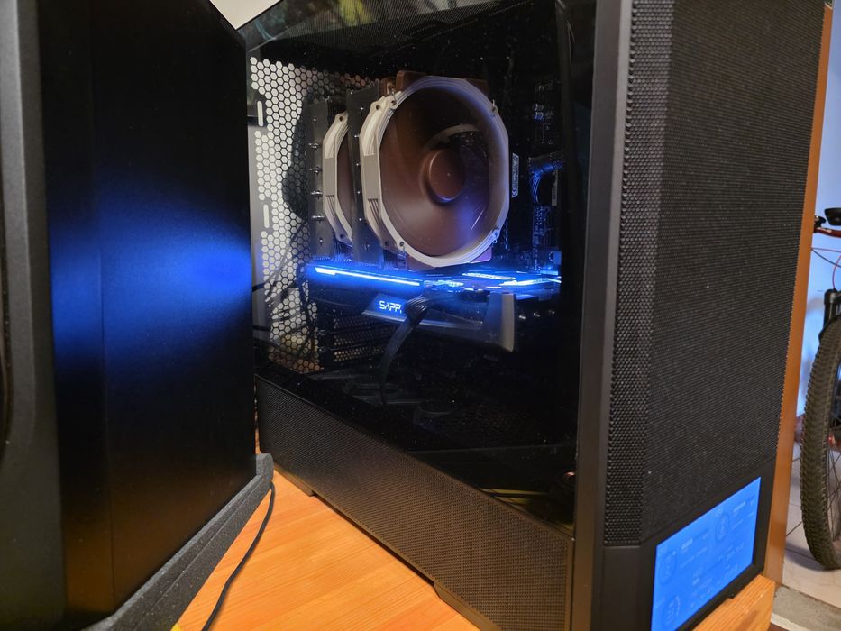 PC Gaming Ryzen 7 5800X / 32GB / RX 5700XT Nitro+ / 1TB