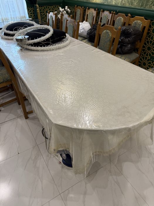 Стол , стулья в комплекте