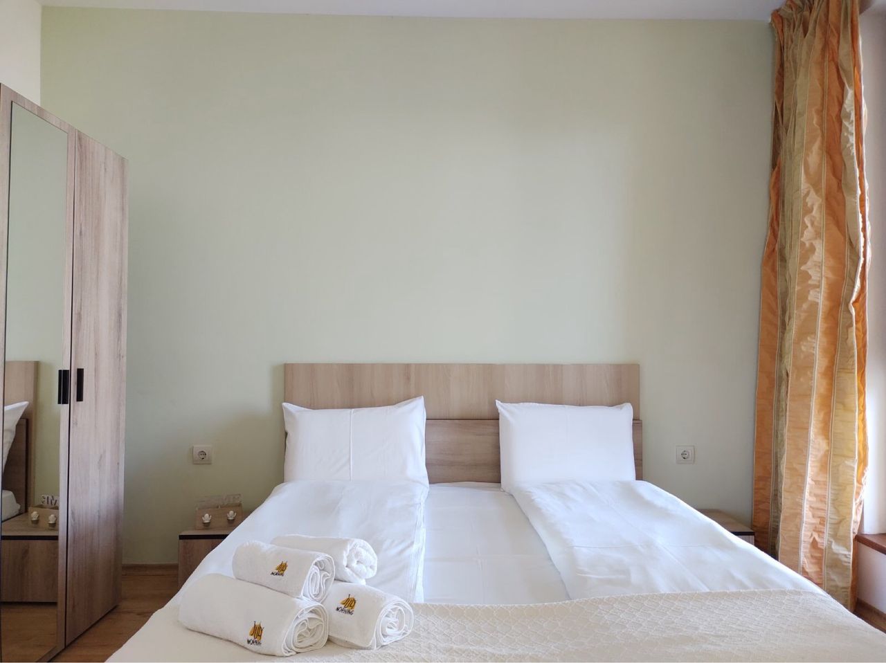 Продава се Двустаен апартамент в Варна, Изгрев - 64 кв.м за 859 €/кв.м - Снимка #4