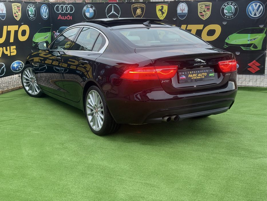 Jaguar XE 2.0 TDI 184 CP Automat 2016