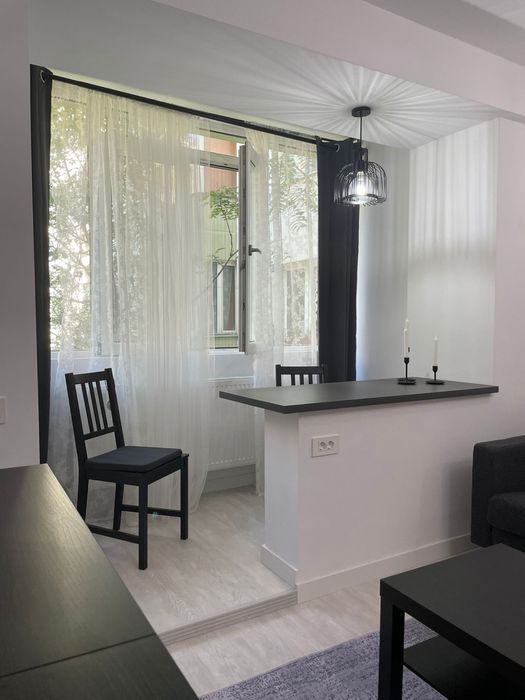 Inchiriez studio 35 mp Decebal, Vatra luminoasa, Muncii