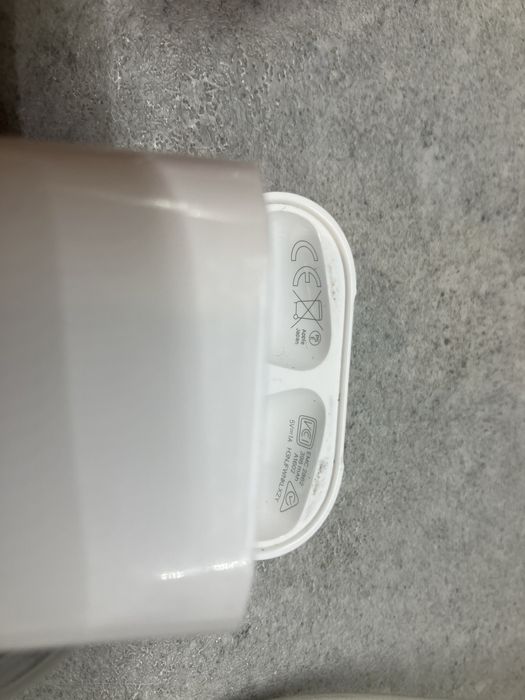 Кутия Lightning за AirPods 2 / 1